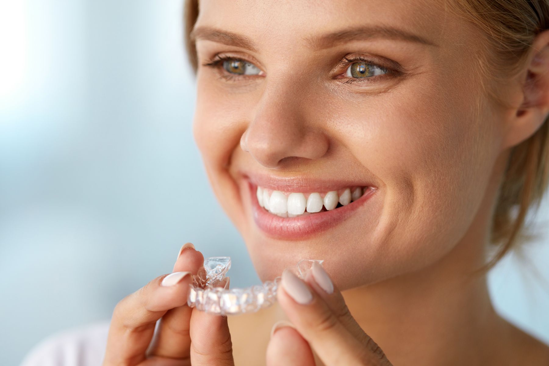 Correcting An Overbite With Invisalign